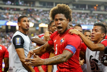 Se cae el pase de Román Torres a la MLS
