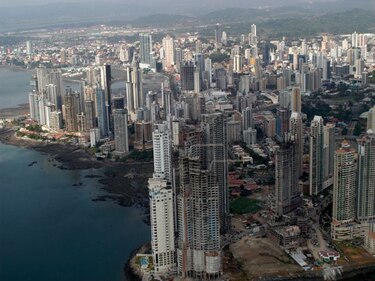Apede anuncia la elaboración de una 'Visión País 2025'