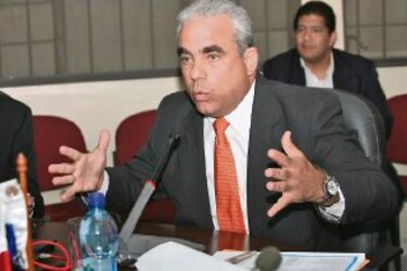 Linares regresa a la AMP por 7 años más