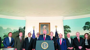 Donald Trump presiona a China por propiedad intelectual