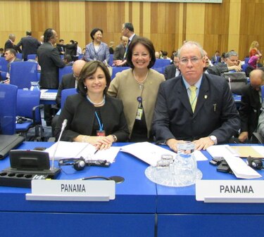 Presidente de la Corte y procuradora viajan a Austria