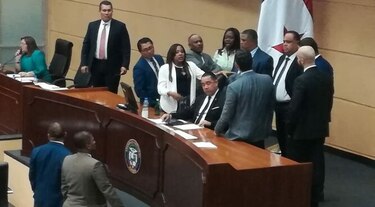 Diputados presentan  25 modificaciones al proyecto sobre las APP durante el segundo debate