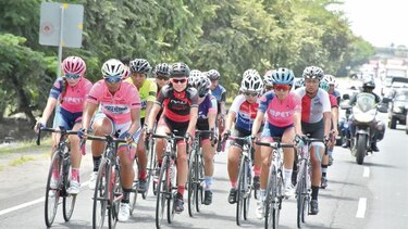 Bracero gana etapa ‘reina’ y se corona en la montaña