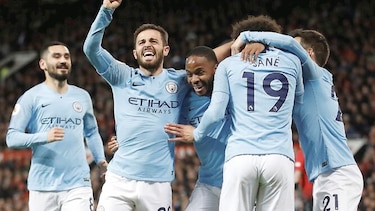 Manchester City sigue al frente en la liga inglesa