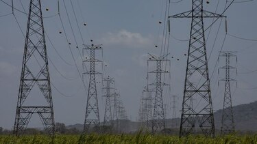 Titanes se disputarán contrato eléctrico