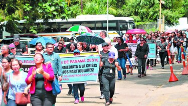 Suspenden reunión con centros privados