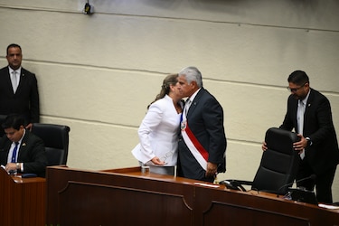 La elección de Shirley Castañedas acelera la debacle de los partidos tradicionales