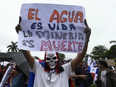 Juan Diego Vásquez critica ley anticapuchas impulsada por el gobierno de Mulino