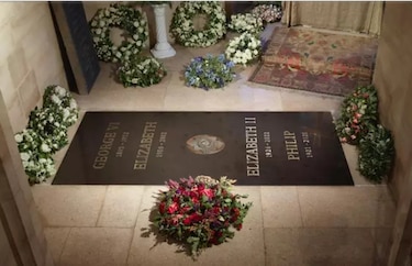 La Casa Real británica publica la primera fotografía de la lápida de Isabel II