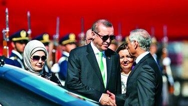 Presidente turco inicia periplo regional