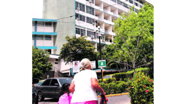 Girón pide ‘calma’ ante situación del Seguro Social