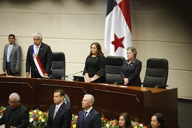 La promesa de Dana Castañeda: impulsar reformas al reglamento interno de la Asamblea