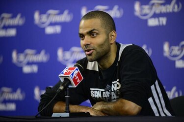 Tony Parker firma extensión de contrato con los Spurs