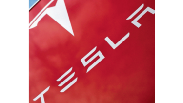Acciones de Tesla dividen al mercado de inversiones