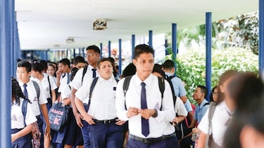Año escolar, sin completar docentes