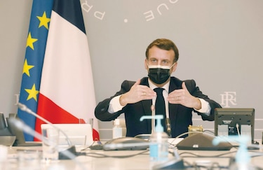 Presidente de México llama ‘cobarde’ al hombre que agredió a Macron