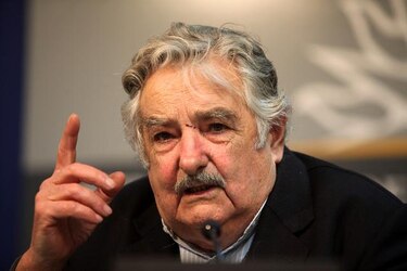 El expresidente uruguayo José Mujica anuncia que tiene un tumor en el esófago