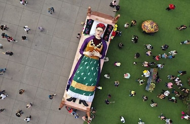 Homenaje a Frida Khalo con exposición en el Zócalo