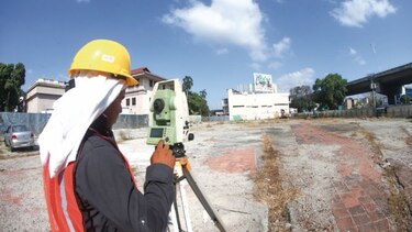 Arranca construcción de nuevo mercado de buhonerías y estacionamientos