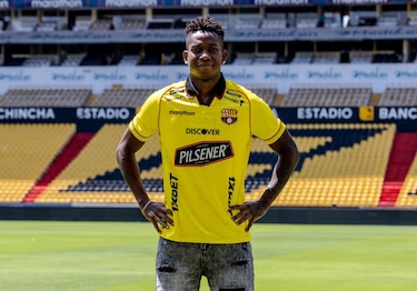 Tomás Rodríguez es presentado como nuevo jugador del Barcelona