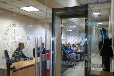 Tribunal decreta arresto domiciliario a joven de 18 años que atropelló a universitaria de la UTP