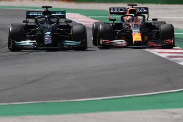 Hamilton gana en Portugal su segunda carrera de tres esta temporada
