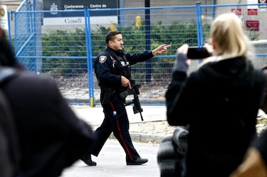 Identifican al atacante y a la víctima del tiroteo en el Parlamento canadiense
