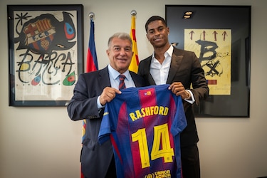 Laporta pide jugar el primer partido de Champions fuera del Camp Nou