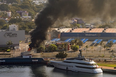 Caos y violencia en varios estados de México tras muerte de El Mencho, líder del Cártel de Jalisco
