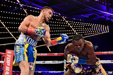 Lomachenko conserva su reinado