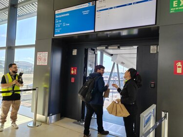 Se extiende la suspensión de vuelos entre Venezuela y Panamá, Dominicana y Perú