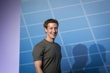 Fundador de Facebook Mark Zuckerberg tiene salario simbólico