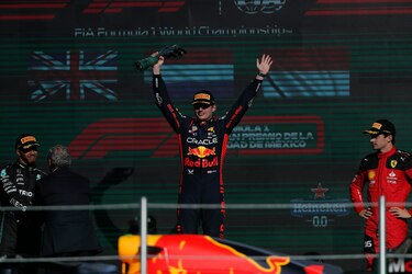 Verstappen gana en México y eleva a 16 su propio récord de victorias en un año