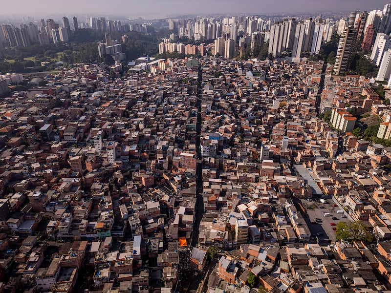 Brasil entra en su hora más incierta: ventaja que se reduce, escándalo judicial e irrupción de un tercer candidato 