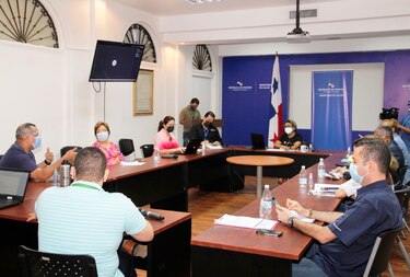 Las primeras 450 mil vacunas contra la Covid-19 llegarán a Panamá el primer trimestre del 2021; Minsa se organiza para recibirlas