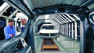 Fabricantes se unen por taxis autónomos
