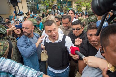‘Hoy ganamos’, dice el candidato Daniel Noboa tras votar en las elecciones de Ecuador