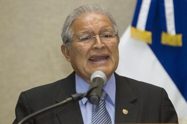 Salvador Sánchez Cerén jura como presidente de El Salvador