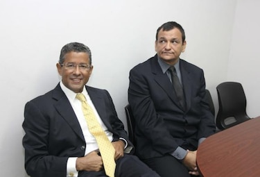 Presidente de El Salvador cuestiona arresto domiciliario a Francisco Flores