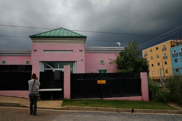 Cierra la clínica que dio pie al giro de la Corte Suprema de Estados Unidos sobre el aborto