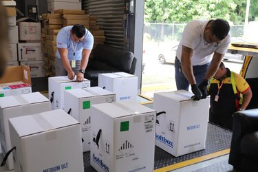 Llegan al país unas 39 mil 600 dosis de vacunas anticovid
