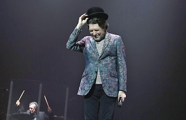 Joaquín Sabina es operado tras fuerte caída