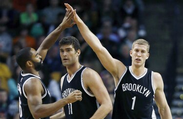 Nets vencen a Celtics y suman su tercera victoria seguida