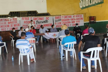 Viceministro Montilla exhortó a los comerciantes azuerenses a que, en medio de la crisis económica, se reinventen 