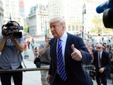 Donald Trump realiza servicio de jurado en Nueva York
