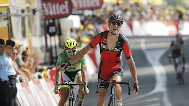 Van Avermaet gana la etapa 13 y Froome sigue líder