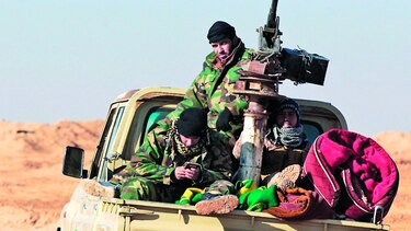 Ejército suministra víveres en Mosul