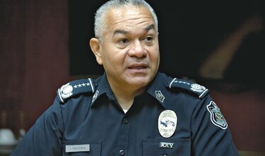 Jorge Miranda defiende los ascensos en la Policía Nacional