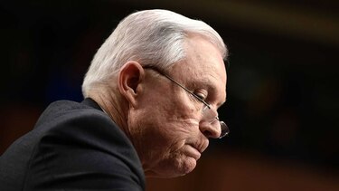 Sessions refuta las ‘acusaciones falsas e insidiosas’ sobre su relación con Rusia
