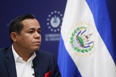 El Salvador propone presupuesto por $8,902 millones